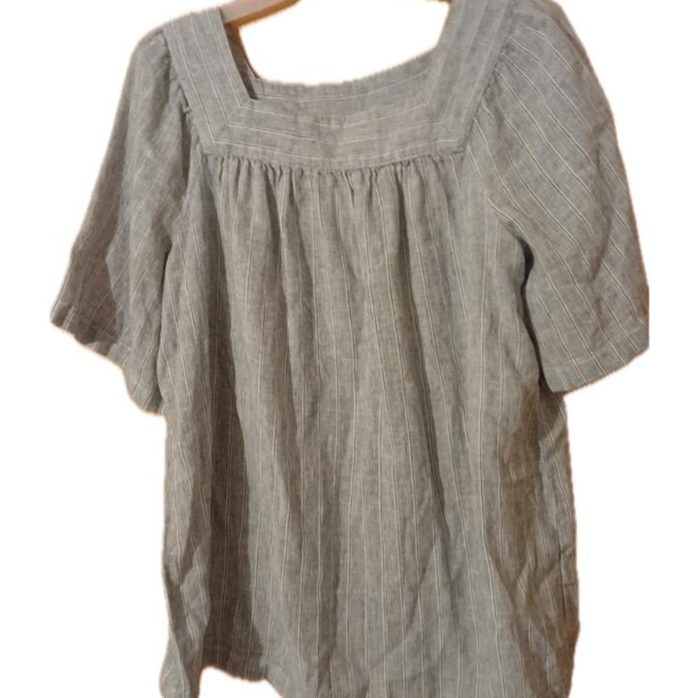 AFF Gray Tan Boxy Blouse with Relaxed Fit
